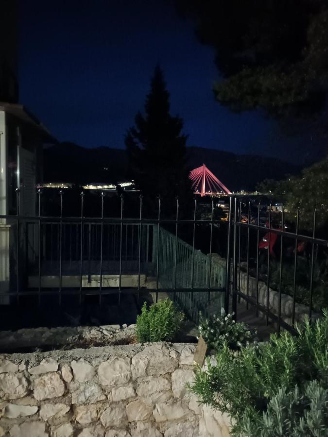 Tessa With Terrace, Free Wi-fi/parking * Dubrovnik